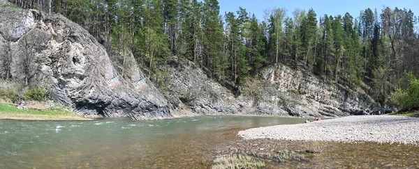 Kilátás Tavaszi Folyóra Déli Urálban Zilim Természetvédelmi Park Bashkortostan — Stock Fotó