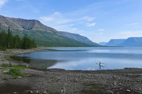 Lago Montagna Sull Altopiano Putorana Paesaggio Acquatico Nella Regione Del — Foto Stock