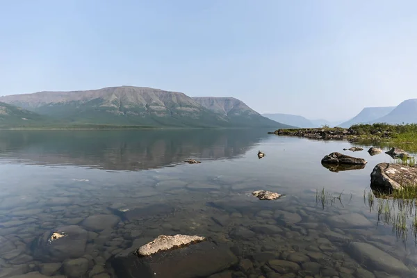 Putorana Plateau Mlhavý Opar Nad Jezerem Letní Jezerní Krajina Východní — Stock fotografie