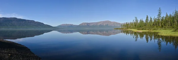 Panorama Eines Bergsees Auf Der Hochebene Von Putorana Panorama Wasserlandschaft — Stockfoto