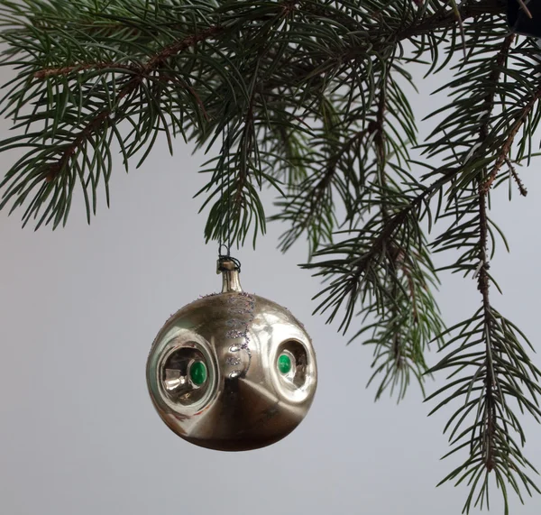 La decoración de los árboles de Navidad . — Foto de Stock