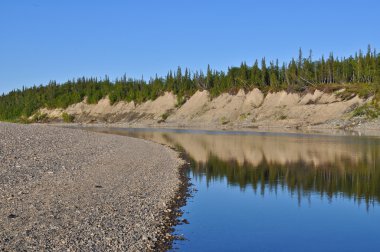 Ural Nehri güneşin altında. 