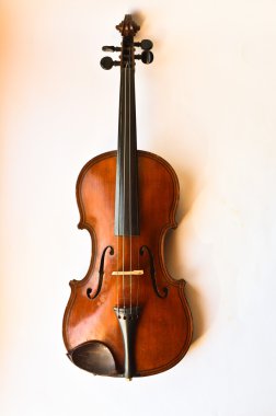 eski keman. 
