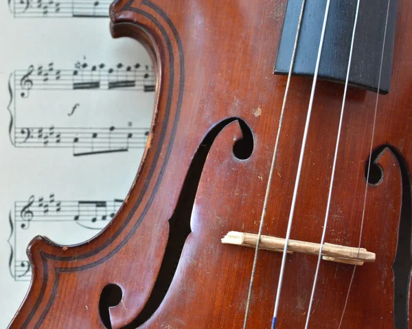 German ancient violin and notes. — Stock Photo, Image