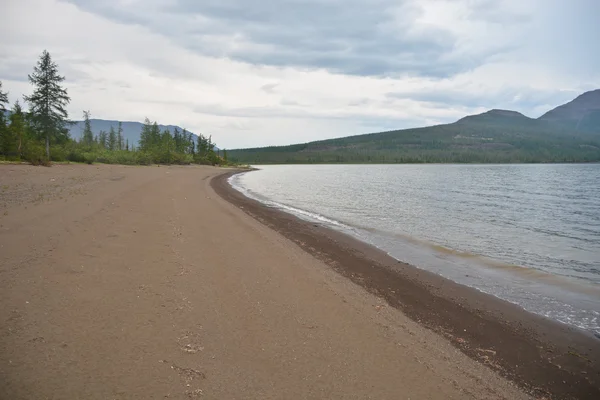 Beaches of the Norilsk lakes. — Stock Photo, Image