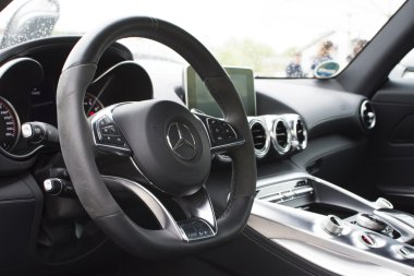Deggendorf, Almanya - 23. Nisan 2016: iç Deggendorf lüks arabalar sunuda sırasında 2016 Mercedes Gt S.