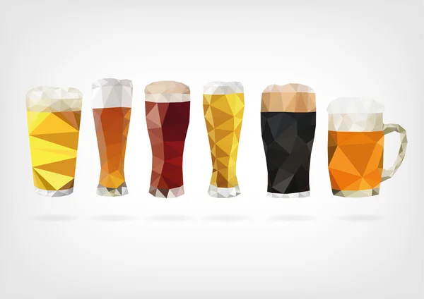 Basse Poly verres à bière — Image vectorielle