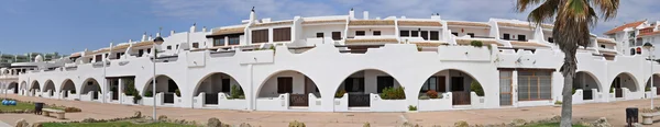 Edifícios residenciais em Matalascanas, Espanha — Fotografia de Stock