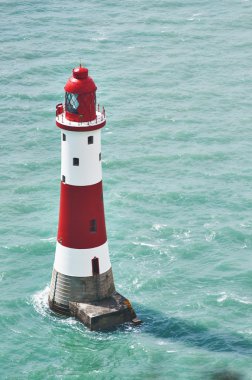 Kırmızı ve beyaz deniz feneri