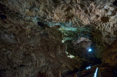 Tapınak yeni Athos olağanüstü mağaralar ile