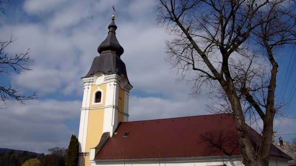 Evangelical Baroque church, which was built in Betliar in 1786 — Stock Video