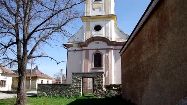 The Evangelical church in Gemerska Panica, Slovakia — Stock Video