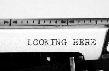 Daktilo. Metni yazmayı: burada arıyorsunuz