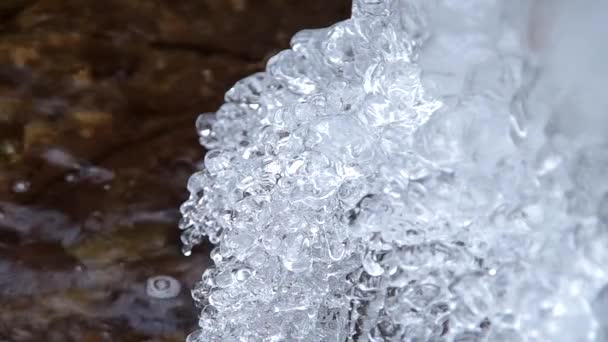 Freezing stream — Stock Video