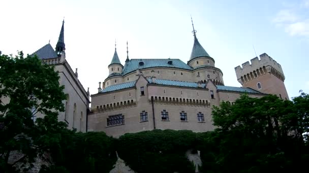 Castillo en Bojnice, Eslovaquia — Vídeo de stock