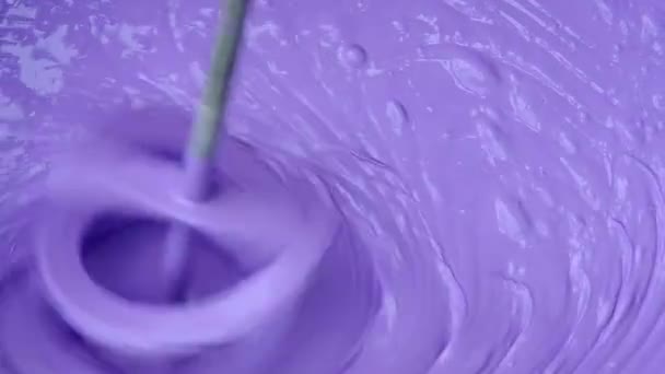 Mixing purple color — Stock Video
