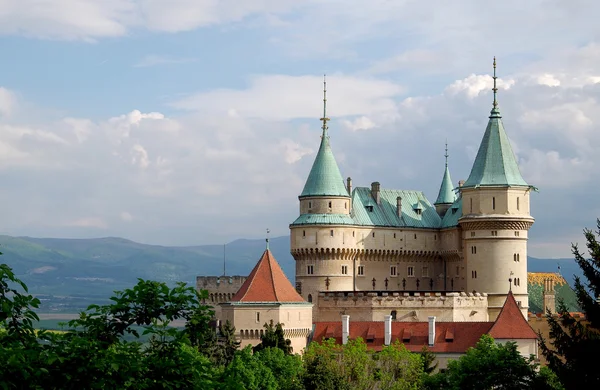 Castelo em Bojnice, Eslováquia — Fotografia de Stock