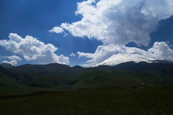 Bergblick Berge Des Nordkaukasus Sommer Blick Auf Den Elbrus Ewiger — Stockfoto