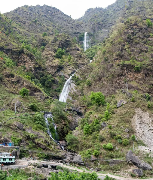 Vattenfall i Himalaya — Stockfoto