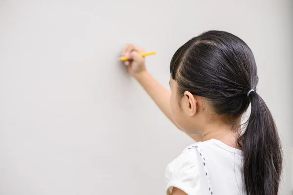 Kid Writing Blur Grey Wall Background — Stock Photo, Image