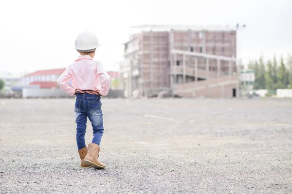 Litte Civil Engineer Girl Inspecting Building Construction Site Pose — Stock Photo, Image