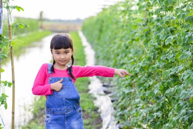 Çocuk bahçıvan protrait