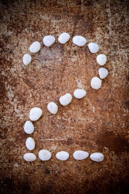 formu beyaz taş alfabesi '2' numara