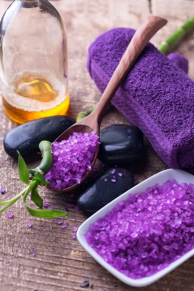 Sea salt with lavender — Stock Photo, Image