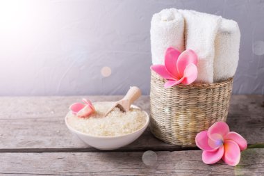 Deniz tuzu kase ve havlu