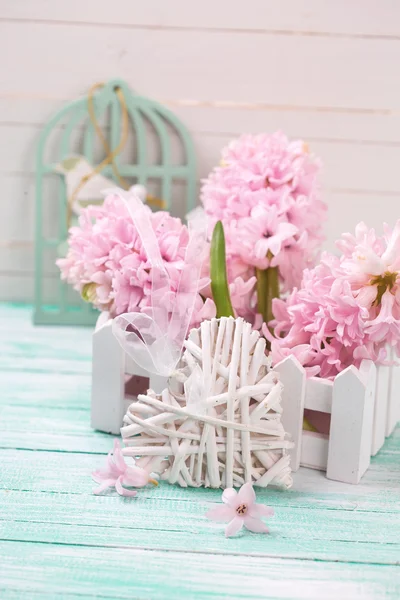 Hyacinths flowers in wooden box — Stock Photo, Image