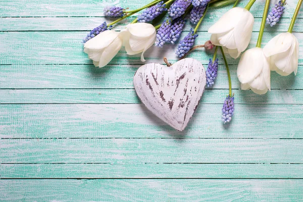 White tulips and decorative heart — Stok fotoğraf