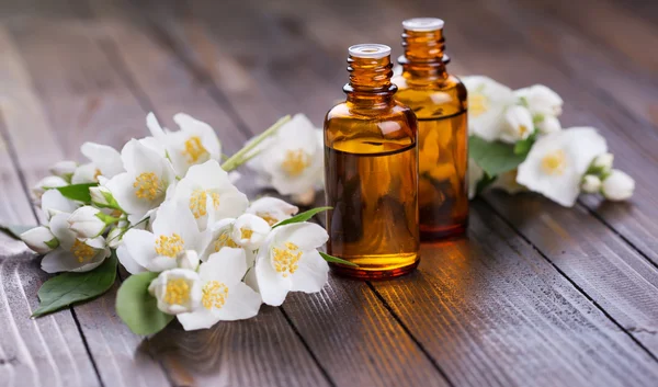 Aromaolja jasmin — Stockfoto