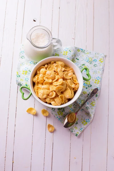 Cornflakes in bowl — Stock Photo, Image