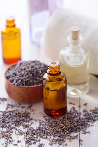 Väsentliga aromaolja — Stockfoto