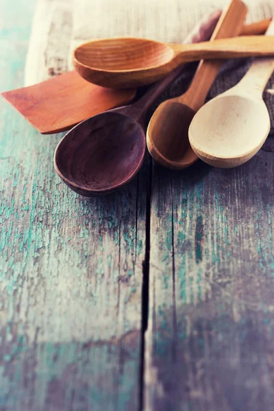 Cucharas de madera — Foto de Stock