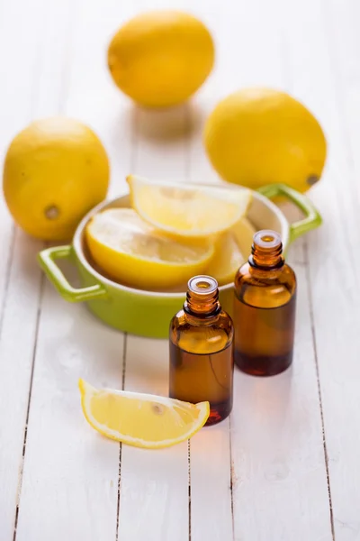 Väsentliga aromaolja — Stockfoto