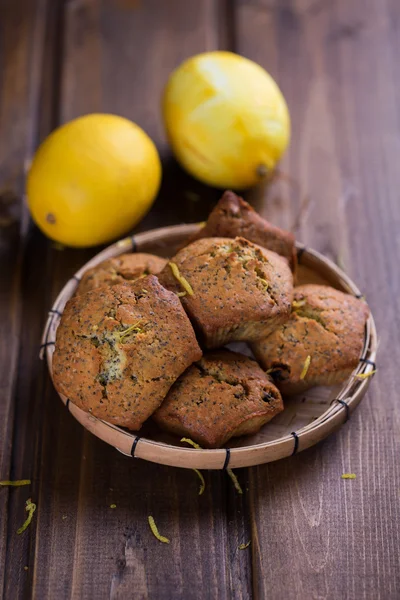 Muffins with lemon — Stock Photo, Image