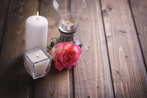 Beautiful flower rose and candle — Stock Photo, Image