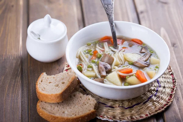 Zuppa con pasta e verdure — Foto Stock