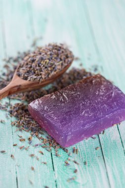 El yapımı lavanta sabun