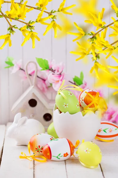 Colorful easter eggs and rabbit — Stock Photo, Image