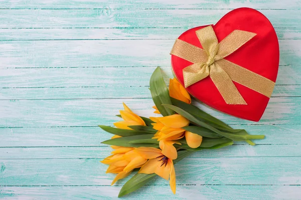 Fresh tulips and gift box — Stock Photo, Image