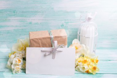 Çiçekler, hediye kutusu, mum