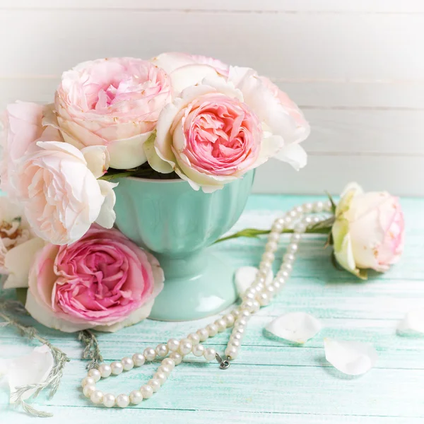 Sweet pink roses flowers — Stock Photo, Image