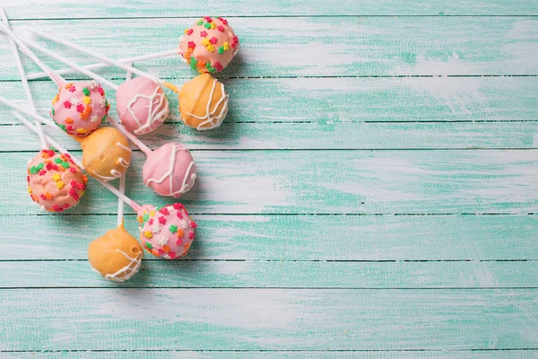 Färgglada cake pops — Stockfoto