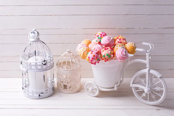 Cake Pops im Fahrrad — Stockfoto