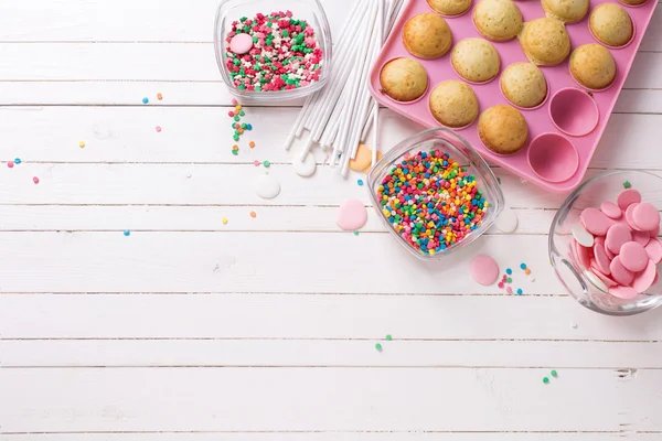 Att göra cake pops — Stockfoto