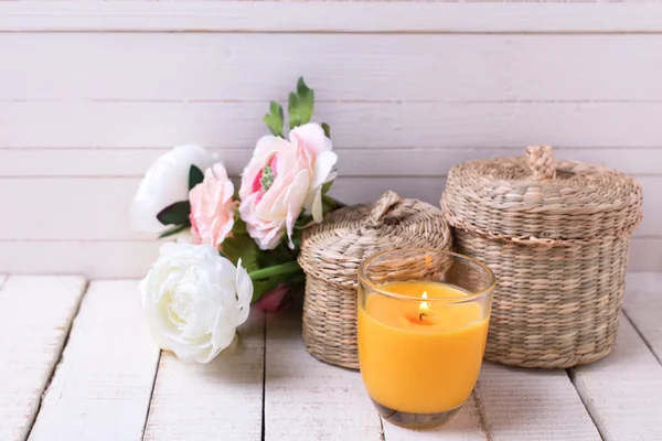 Elegant  flowers and candle — Stock Photo, Image