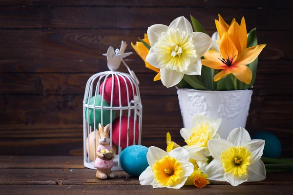 Coloridos huevos de Pascua —  Fotos de Stock