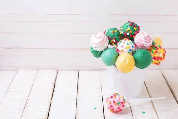 Cake pops i hink — Stockfoto